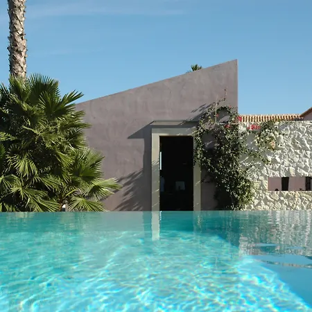 Hotel Caol Ishka 4*