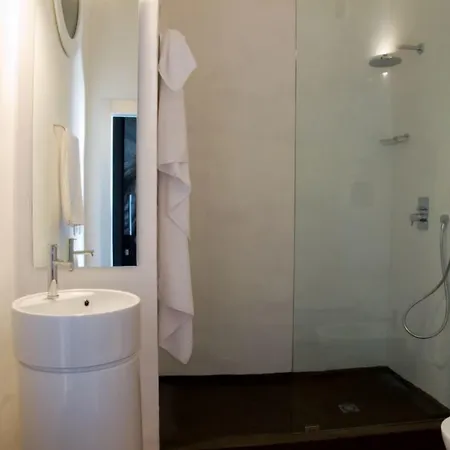 Caol Ishka 4* Syracuse